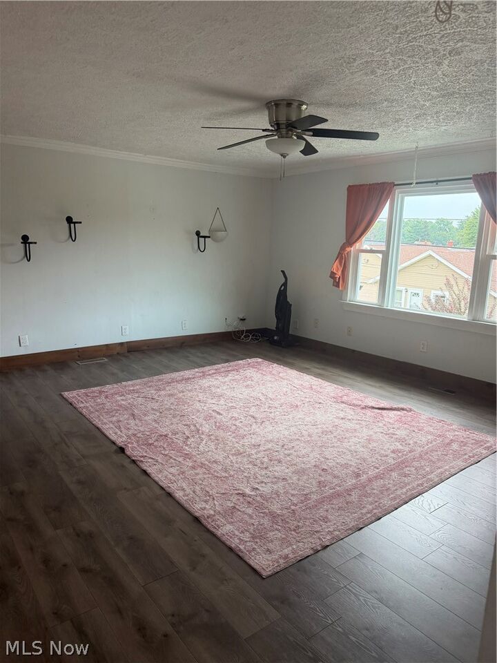Property Photo:  1572 Josephine Avenue  OH 44250 