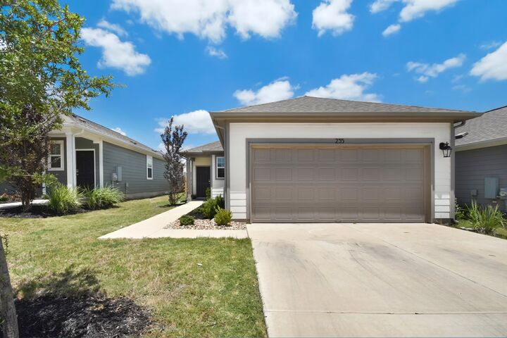 Property Photo: 255 Spirit Street TX 78621