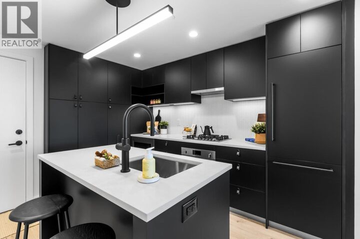 Property Photo: 1680 E 12th Avenue 413 BC V5N 2A3
