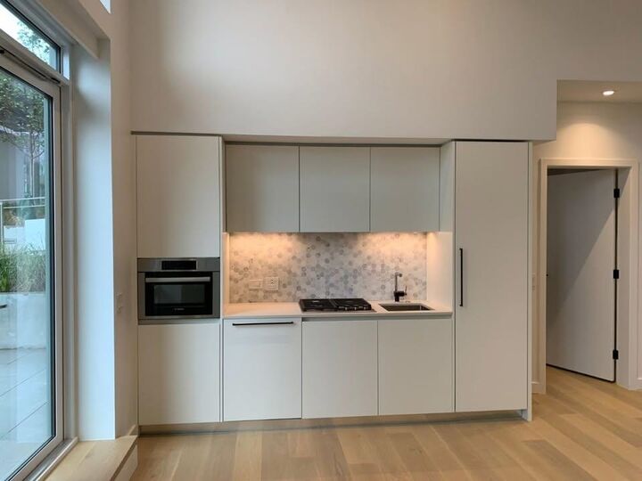 Property Photo:  1365 Davie Street 506  BC V6E 1N5 