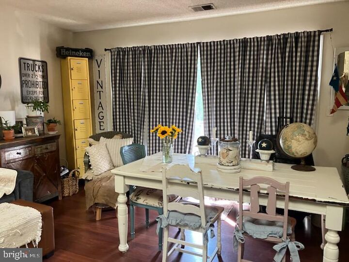 Property Photo:  41 Aspen Court  NJ 08619 