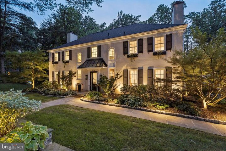 Property Photo: 1536 Monticello Drive PA 19035