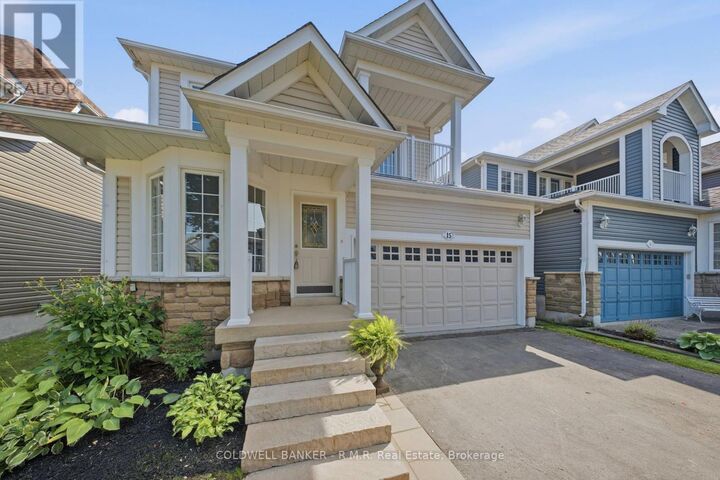 Property Photo: 15 Schooner Lane ON L1B 1N5
