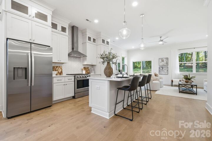 Property Photo: 612 Camelot Drive NC 28144