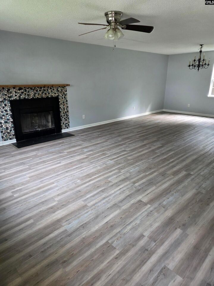 Property Photo:  140 Bay Front  SC 29036 