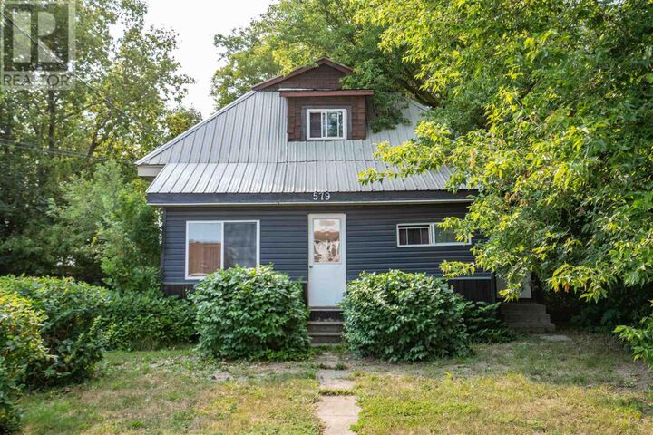 Property Photo: 579 Northland Rd ON P6C 3P3