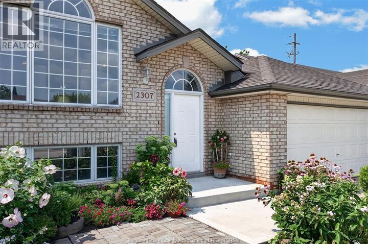 Property Photo: 2307 Northway Avenue ON N9E 4N6