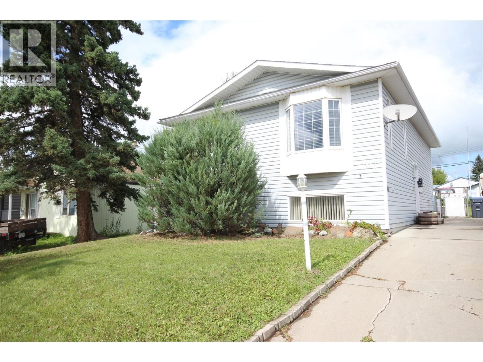 Property Photo:  1324 95 Avenue  BC V1G 1J4 