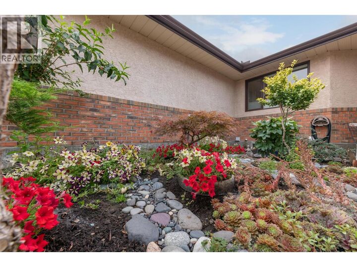 Property Photo:  2200 Gordon Drive 83  BC V1Y 8T7 