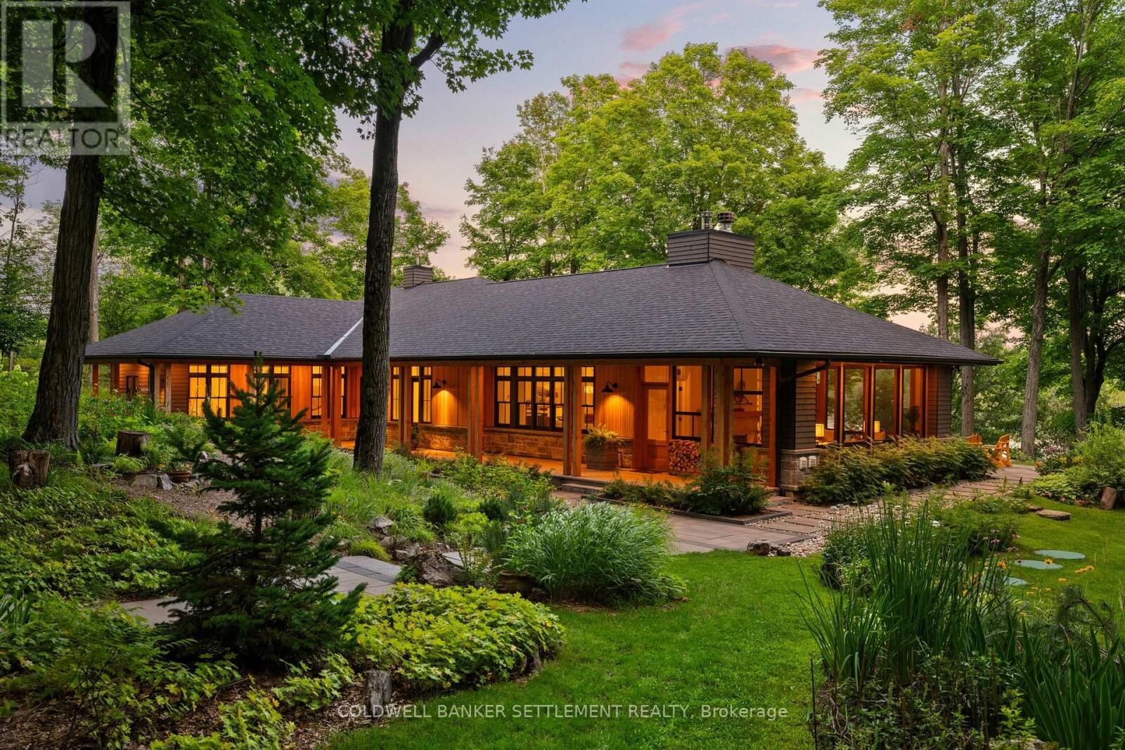 Property Photo: 117 Sunrise Lane ON K7H 0H2