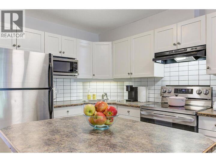Property Photo:  1390 Dilworth Crescent 113  BC V1Y 4M5 
