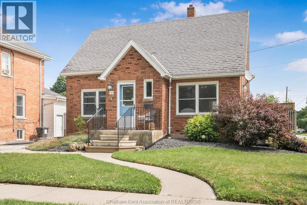 Property Photo: 115 Ursuline Avenue ON N7L 3L9