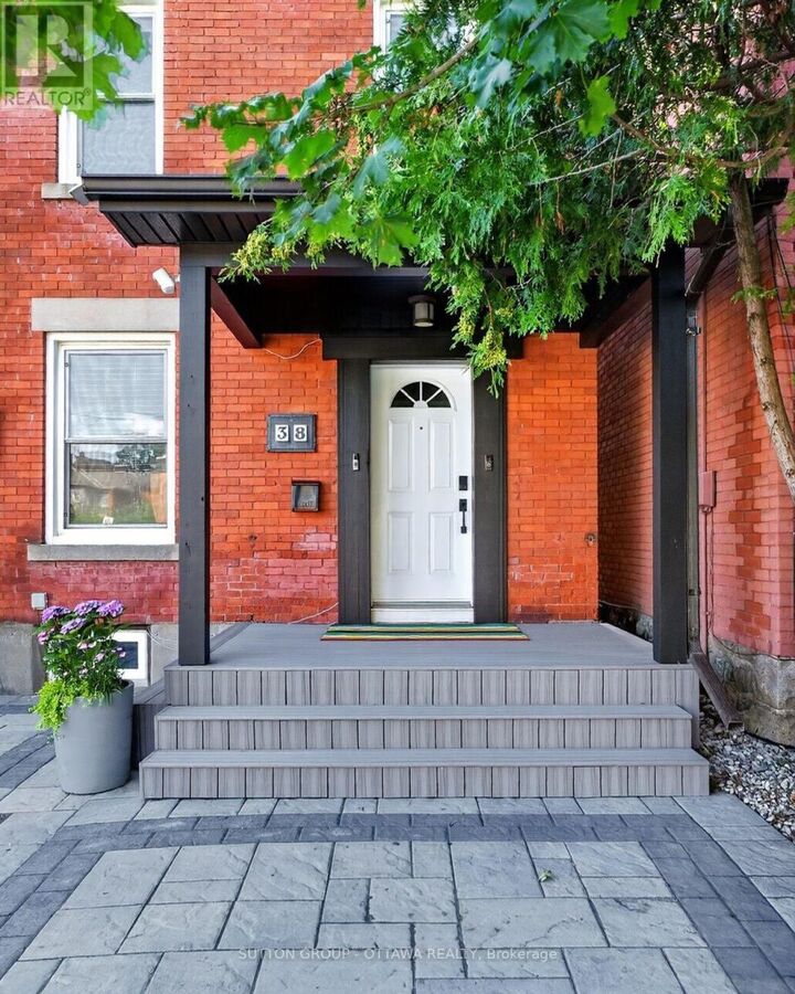 Property Photo: 38 Melrose Avenue ON K1Y 1T9