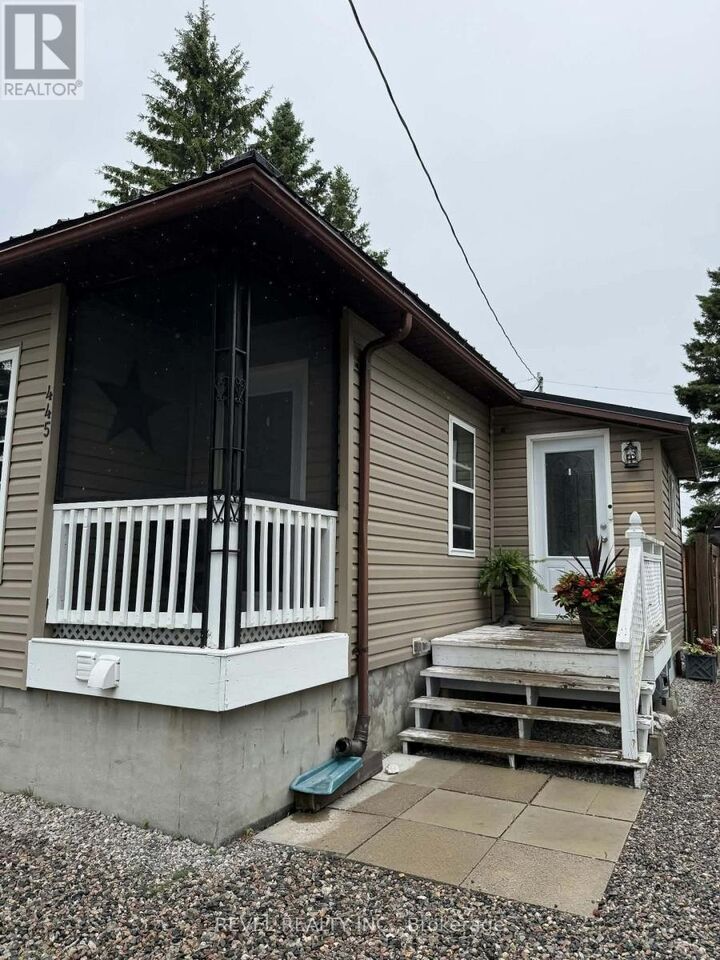 Property Photo:  445 Fourth Avenue  ON P0K 1N0 