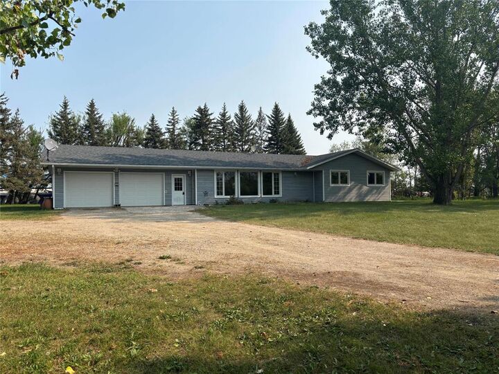 Property Photo: 432 Park Street East MB R0K 1G0
