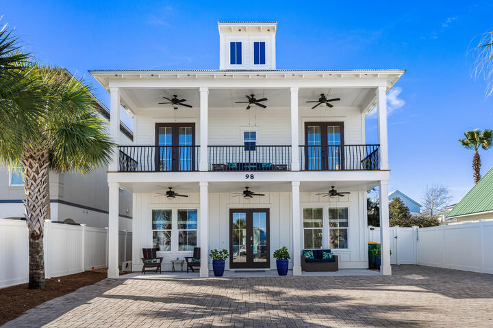 Property Photo:  98 Woodward Street  FL 32541 