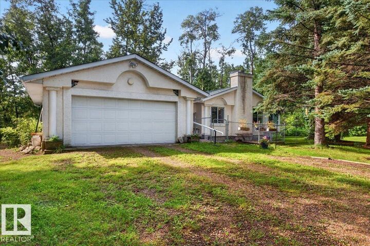 Property Photo: 121 51205 Range Road 195 AB T0B 4J1