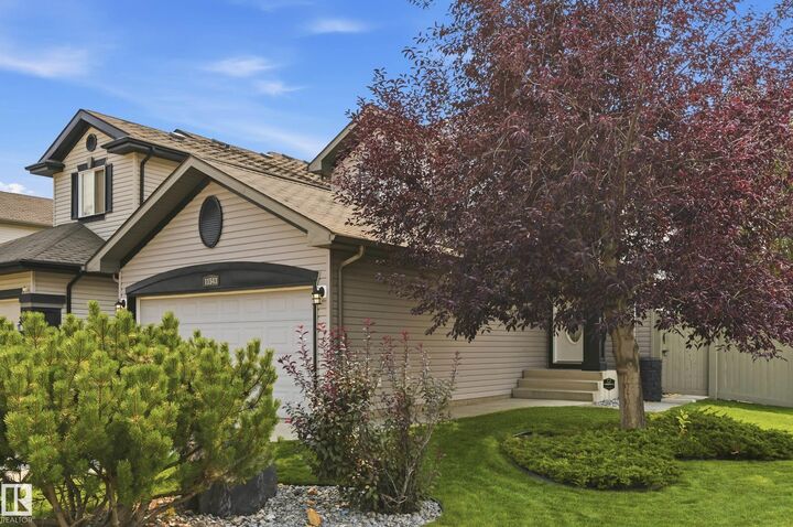 Property Photo:  11543 11 Avenue SW  AB T6W 1W8 