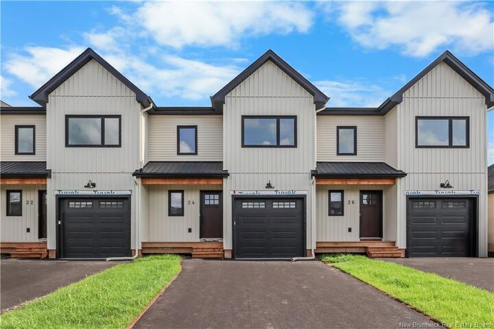 24 Vision Court — photo 1