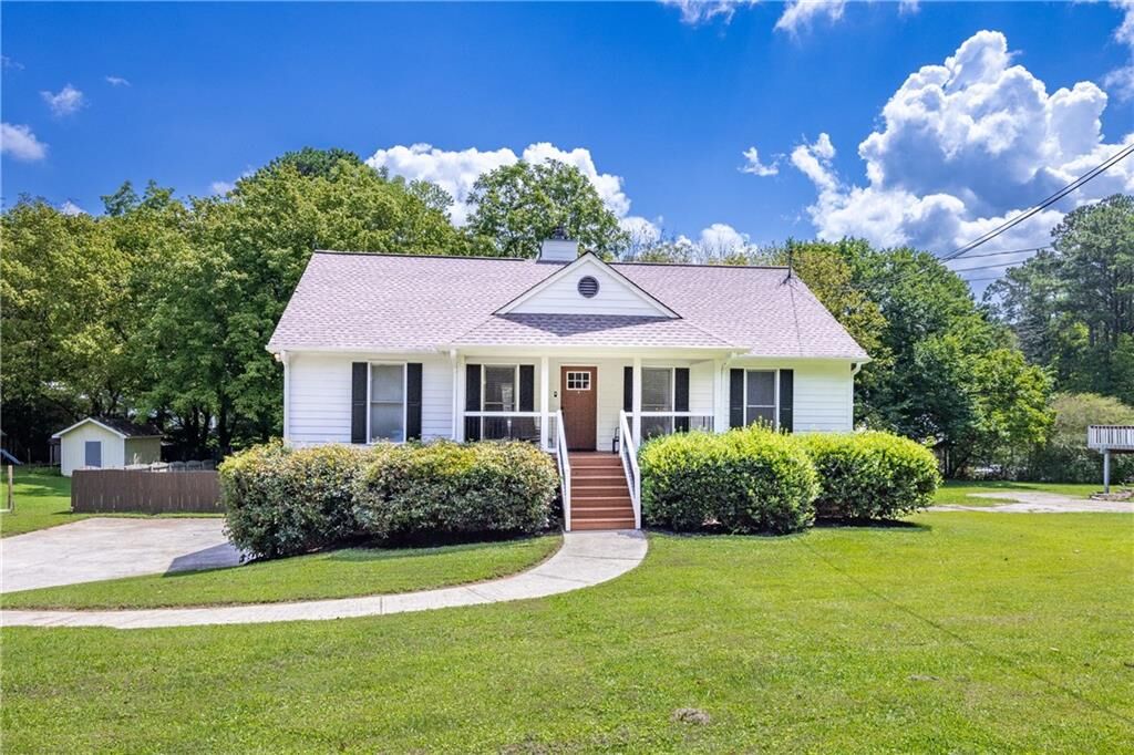 Property Photo: 31 McWhorter Street GA 30143