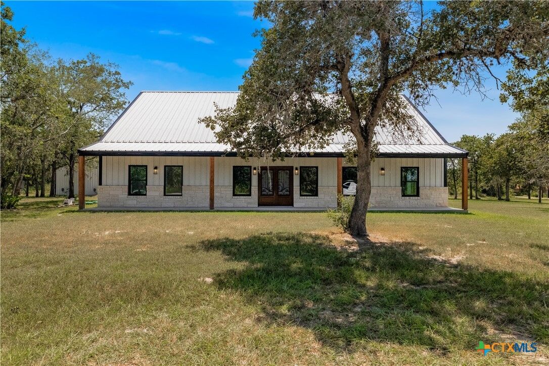 Property Photo:  37 Chaparral Road  TX 77905 