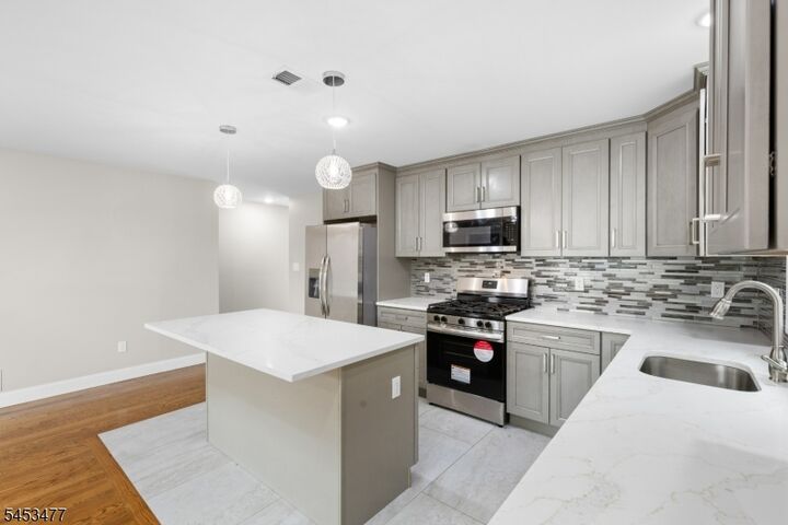 Property Photo:  806 2nd Ave  NJ 07202 