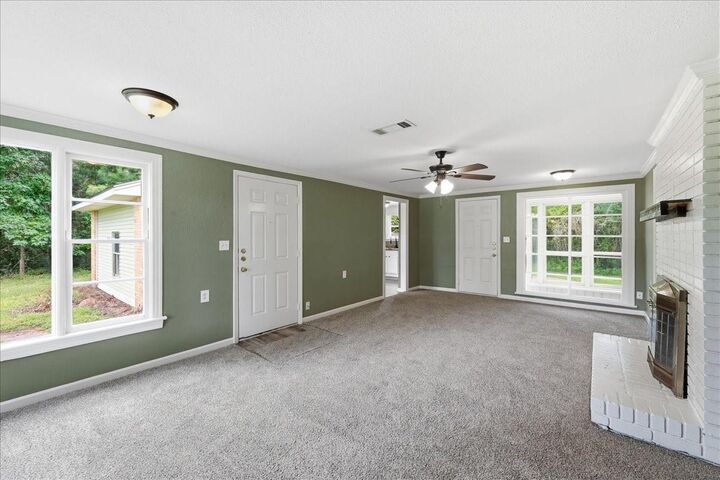 Property Photo:  985 Hwy 12 E  TX 77632 