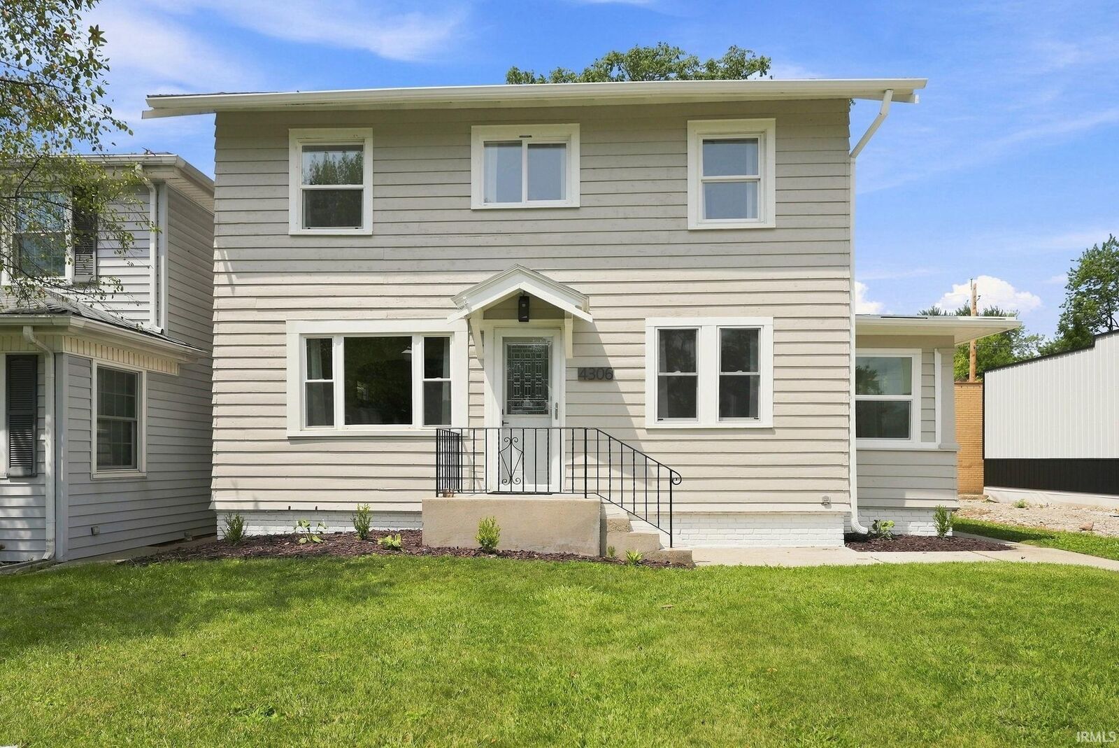 Property Photo: 4306 Fairfield Avenue IN 46807