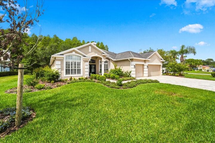 Property Photo: 18918 Saint Laurent Drive FL 33558