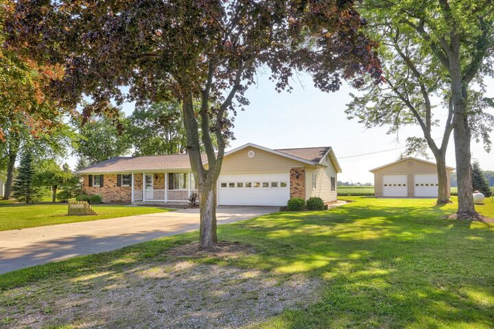 Property Photo: 2141 Maple Road MI 48601