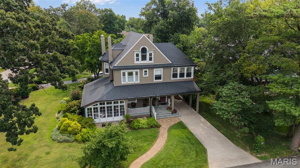 Property Photo: 400 Miriam Avenue MO 63122