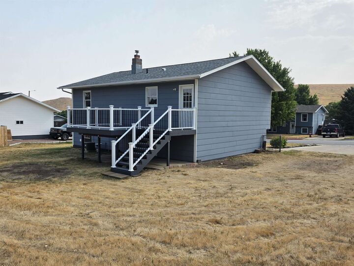 Property Photo: 815 S 32nd Street SD 57783
