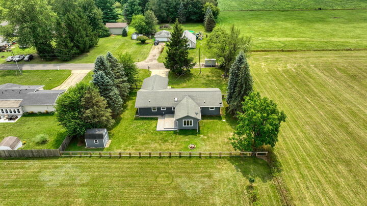 Property Photo:  160 N Street Court  MI 49201 