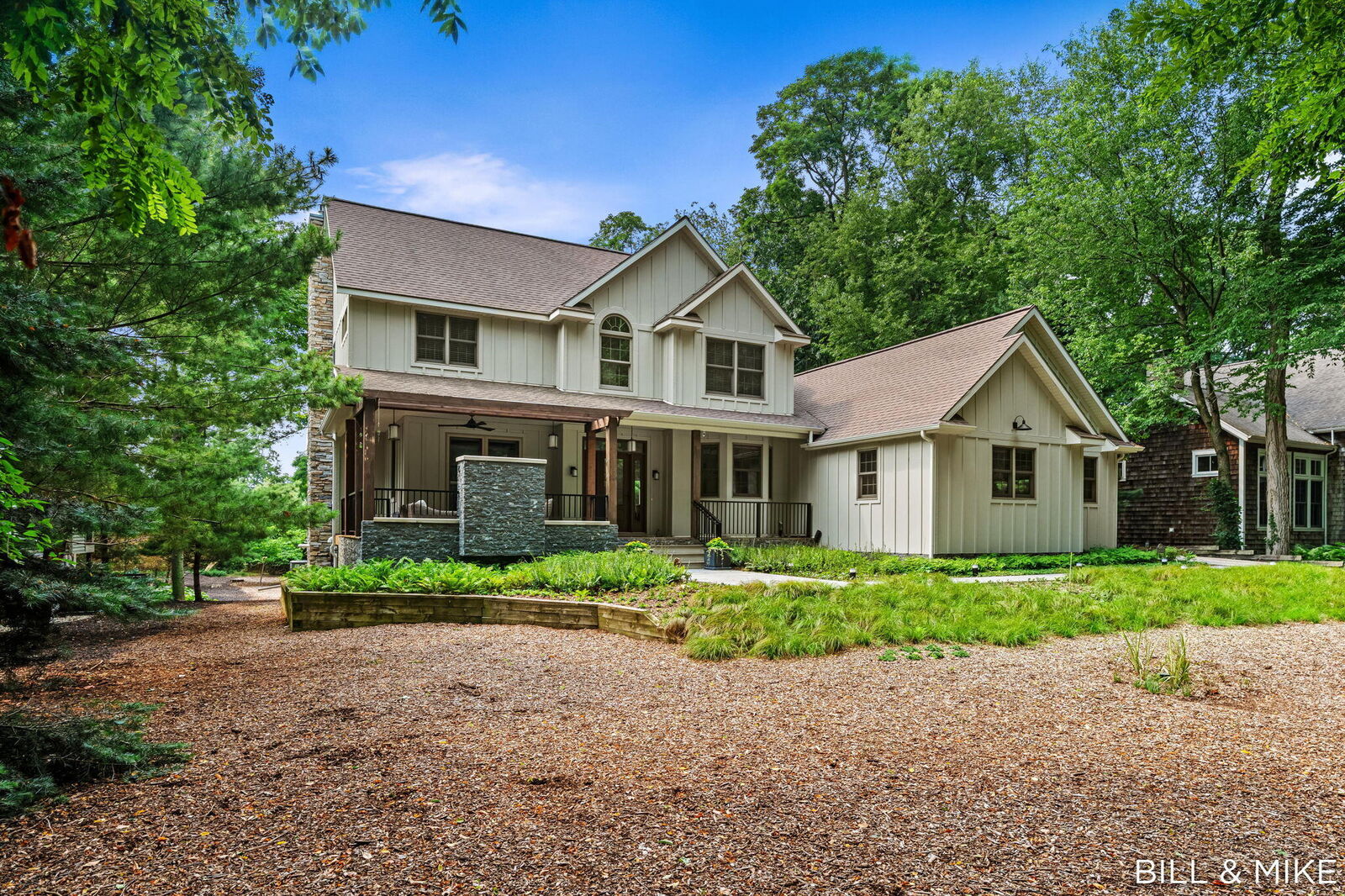 Property Photo: 2840 Lake Breeze Drive MI 49408