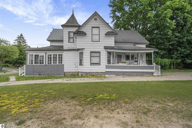 Property Photo:  314 E Pine Street  MI 49601 