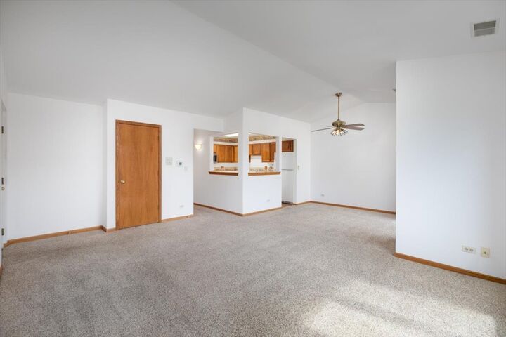 Property Photo: 15727 Ravinia Avenue 2E IL 60462