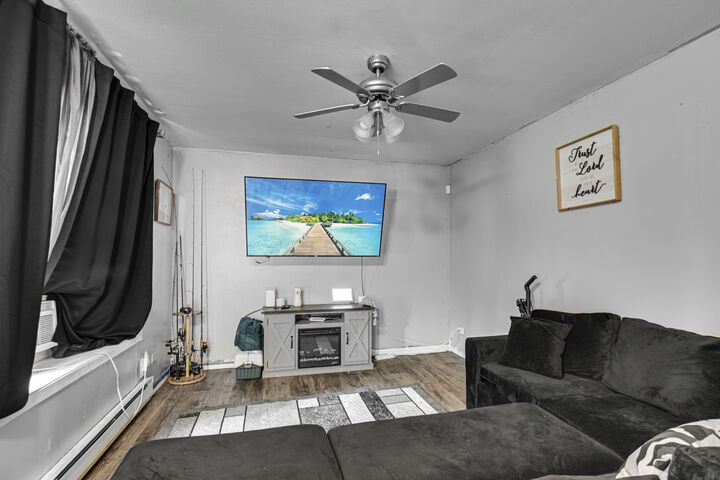 Property Photo:  562-564 3rd Street  IL 60417 