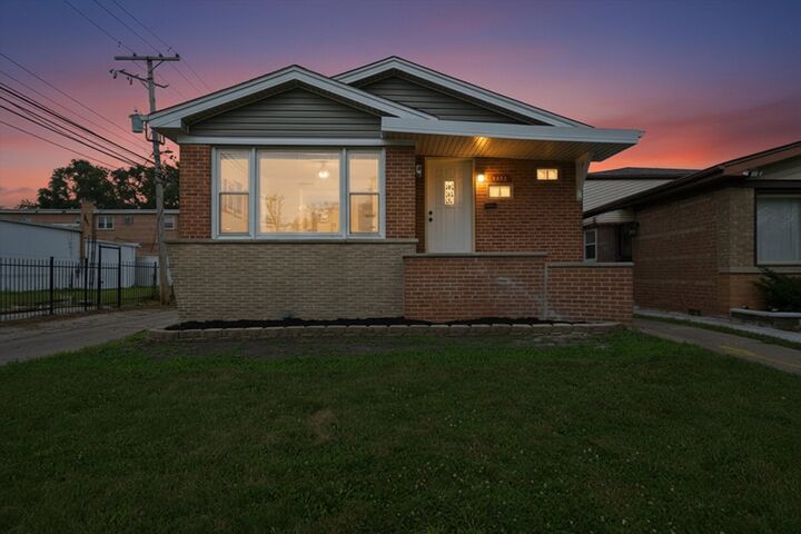 Property Photo:  8642 S Indiana Avenue  IL 60619 