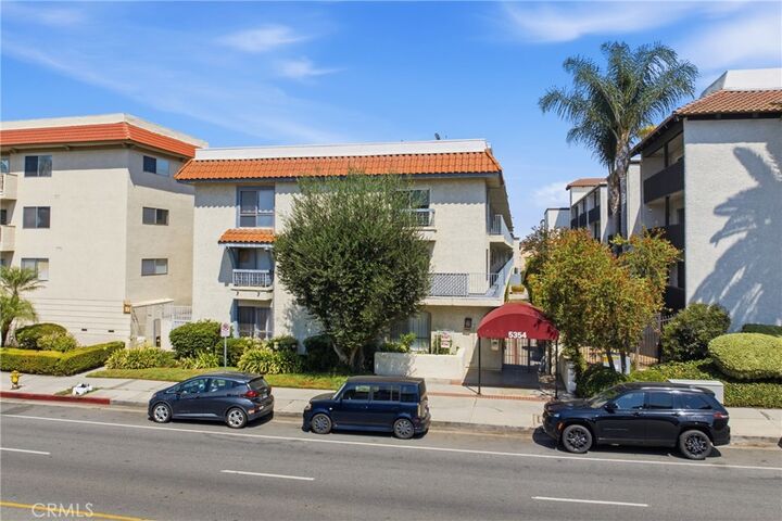 Property Photo:  5354 Lindley Avenue 209  CA 91316 
