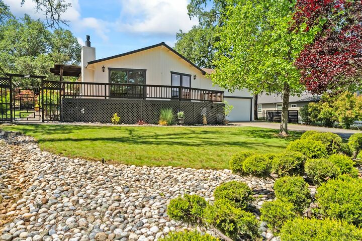 Property Photo:  6313 Kenneth Way  CA 95602 