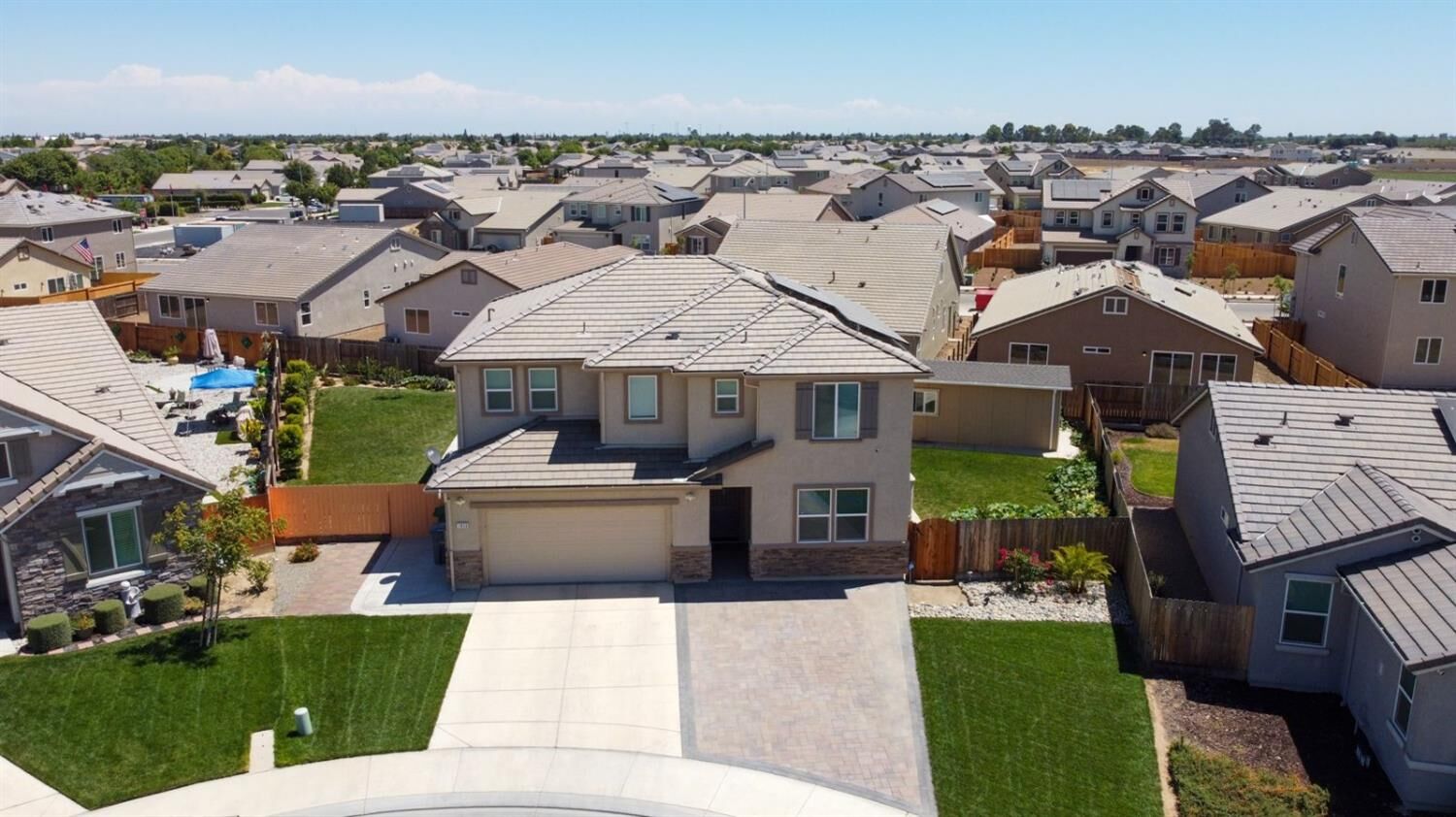 Property Photo: 1856 Morro Court CA 93635