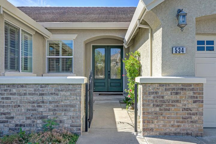Property Photo:  534 Sawka Drive  CA 95603 