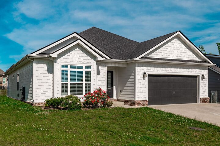 Property Photo: 905 Frog Gip Pond Ct TN 37043