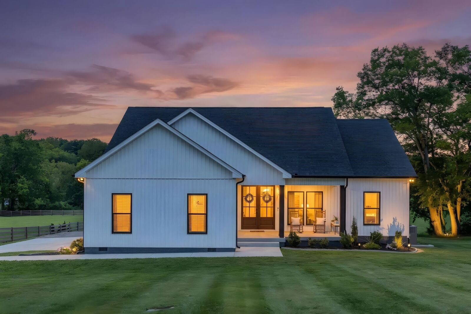 Property Photo:  214 Opossum Hollow Rd  TN 37184 