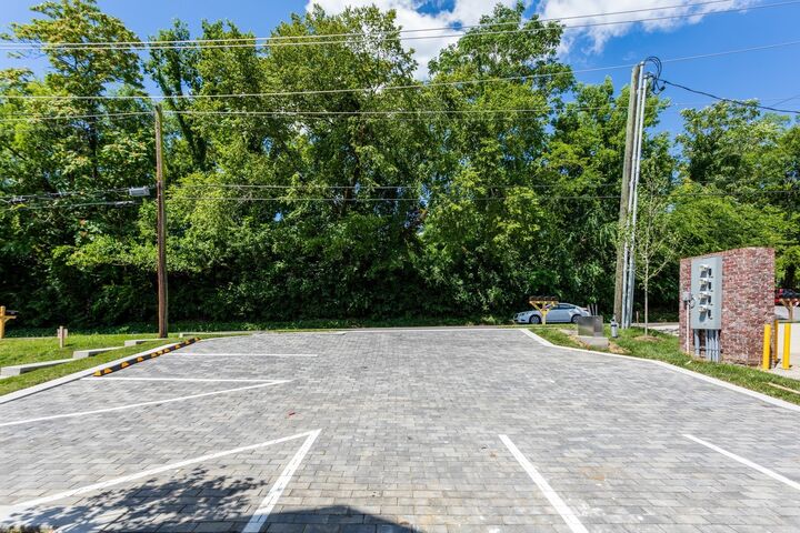 Property Photo:  1018B 40th Ave N  TN 37209 