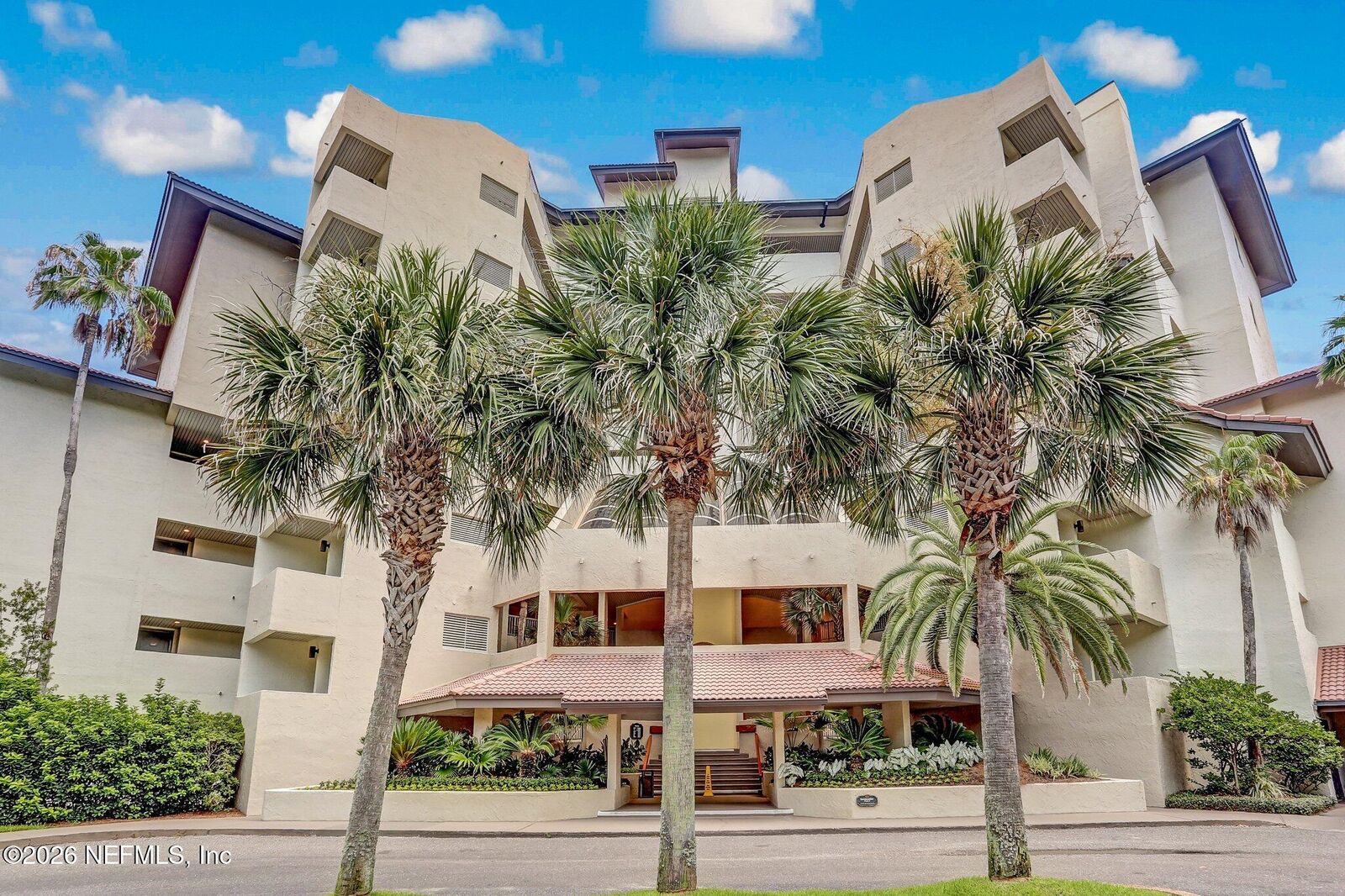 Property Photo: 223 Sandcastles Court FL 32034