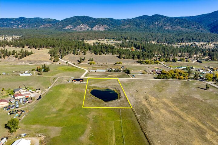 Property Photo: 16605 Fox Hill Drive MT 59834