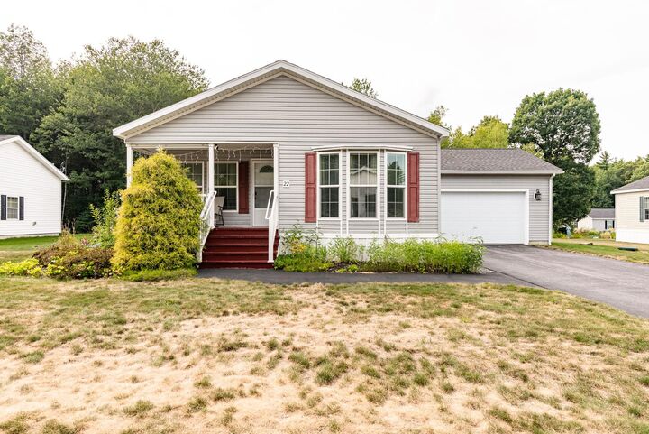 Property Photo: 22 Alexandra Lane NH 03867