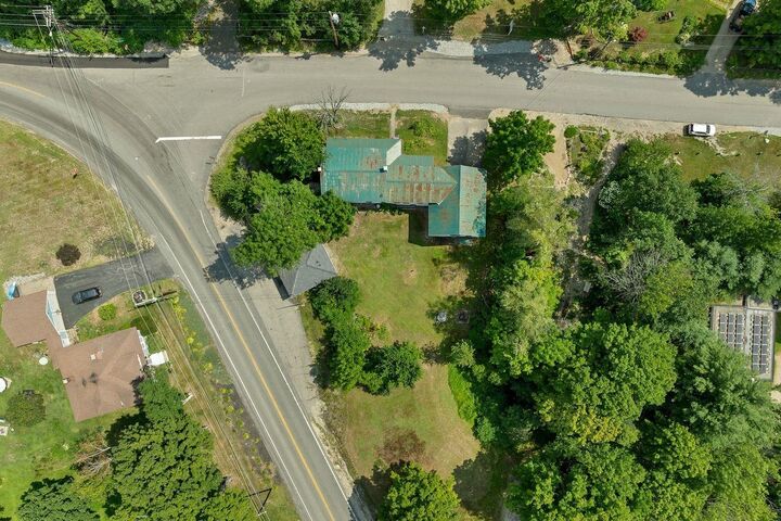 Property Photo:  22 East Madison Road  NH 03849 