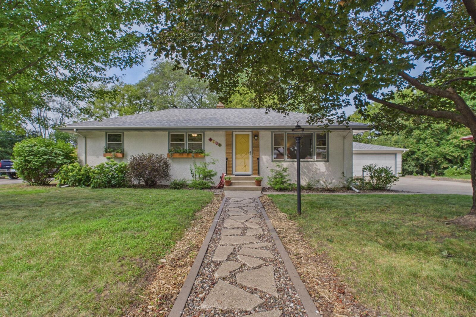 Property Photo:  1731 Galtier Street  MN 55113 